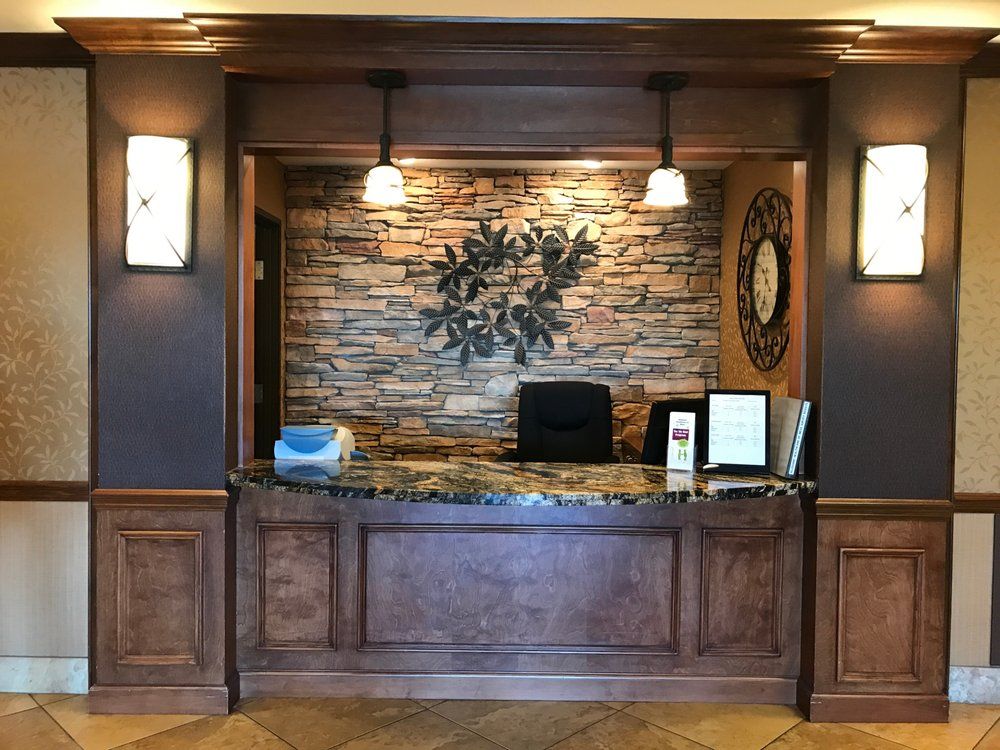 Desert Springs Healthcare (UPDATED) Get Pricing & See 3 Photos in